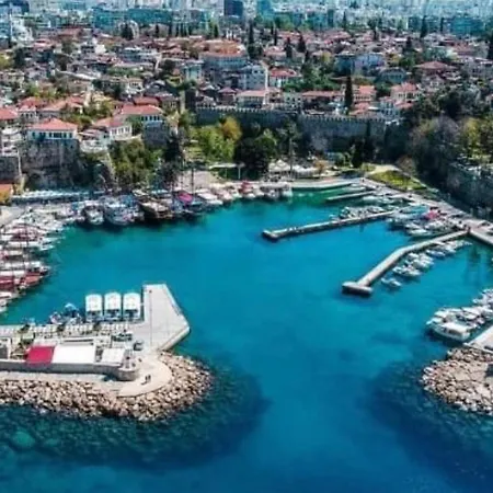 Old Town Yat Limani Deniz Yakini Muhtesem Ev * أنطاليا