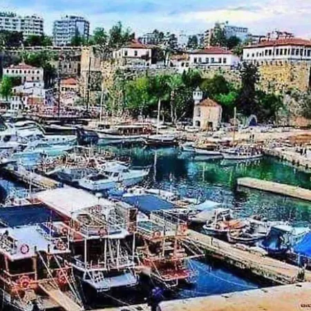 Old Town Yat Limani Deniz Yakini Muhtesem Ev * أنطاليا