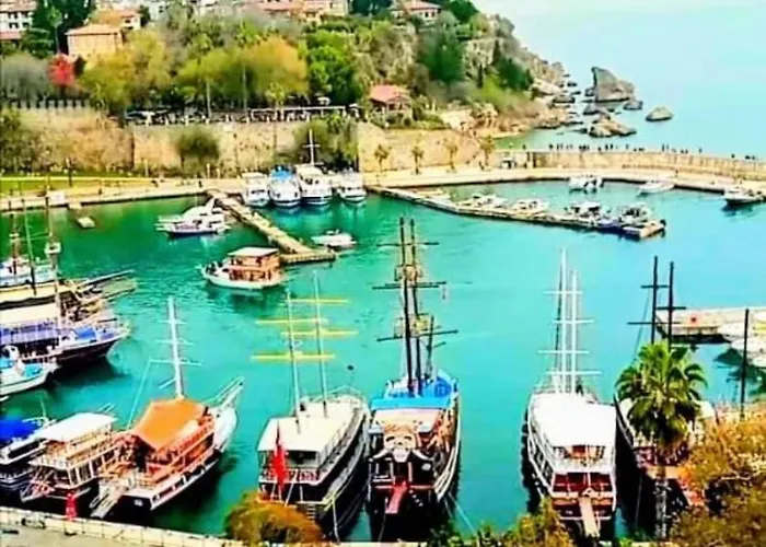 Old Town Yat Limani Deniz Yakini Muhtesem Ev * Αττάλεια