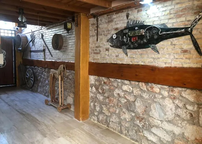 Old Town Yat Limani Deniz Yakini Muhtesem Ev Διαμέρισμα Αττάλεια
