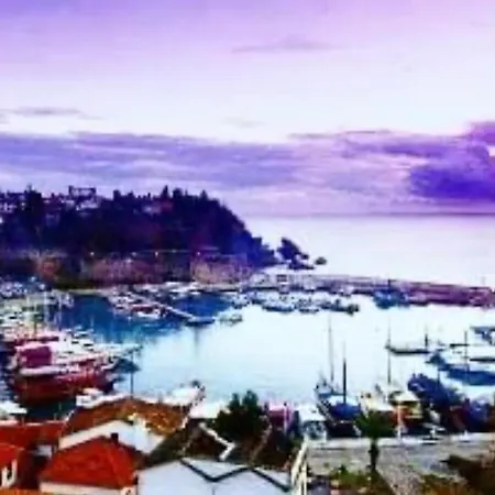 Old Town Yat Limani Deniz Yakini Muhtesem Ev Lägenhet Antalya