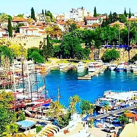 Lägenhet Old Town Yat Limani Deniz Yakini Muhtesem Ev Antalya