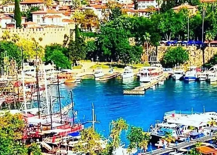 公寓 Old Town Yat Limani Deniz Yakini Muhtesem Ev 安塔利亚